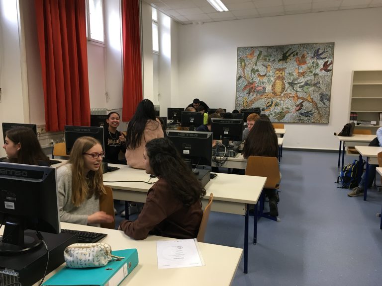 Bots in der Erlgasse