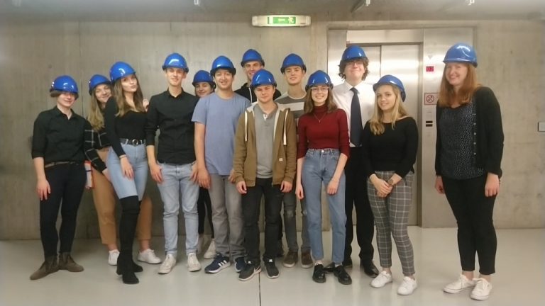 Lehrausgang zum Wasserkraftwerk Wien-Freudenau mit dem Wahlpflichtfach Physik