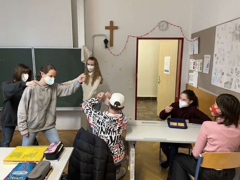 Standbilder der 4D zu dem Roman „Thalamus“