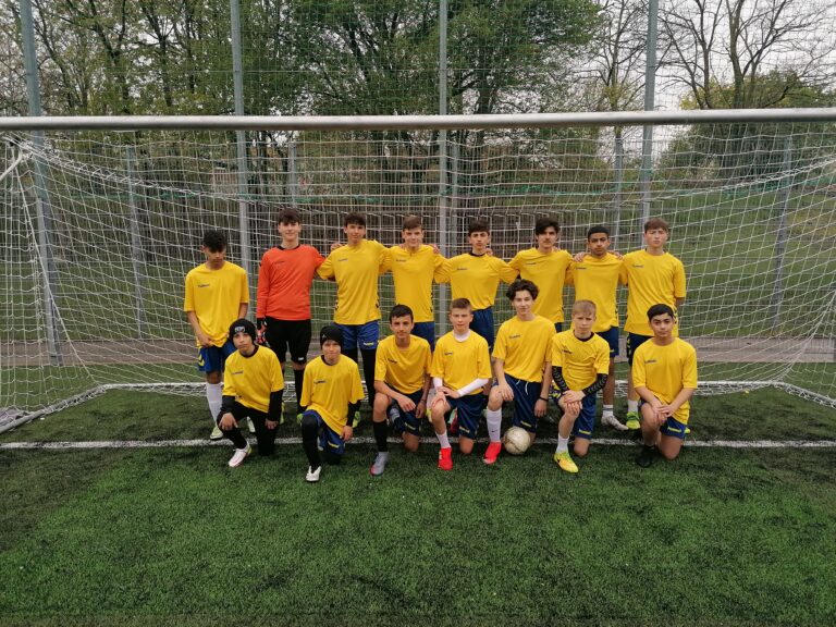 Fußball Schülerliga – Aufstieg ins Achtelfinale