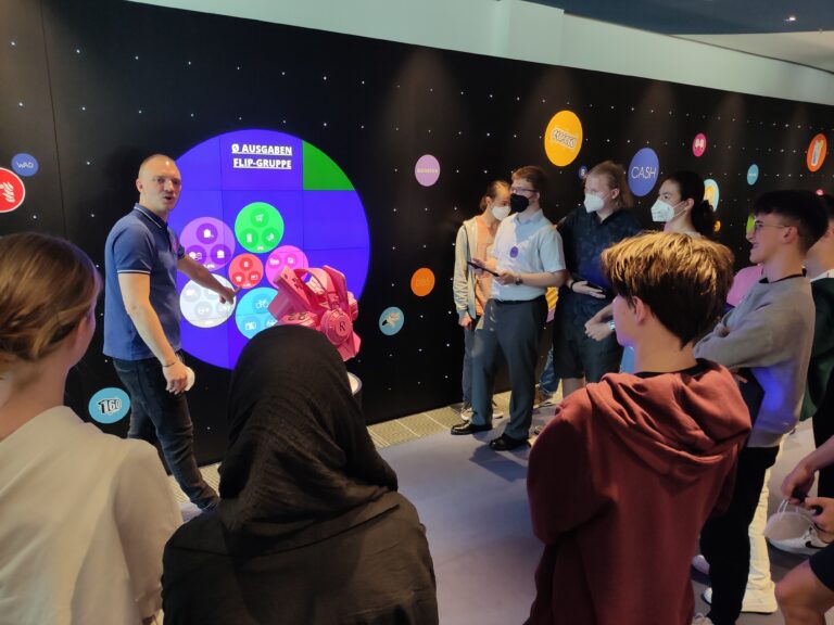 Kapitalmarkt-Fans im FLiP