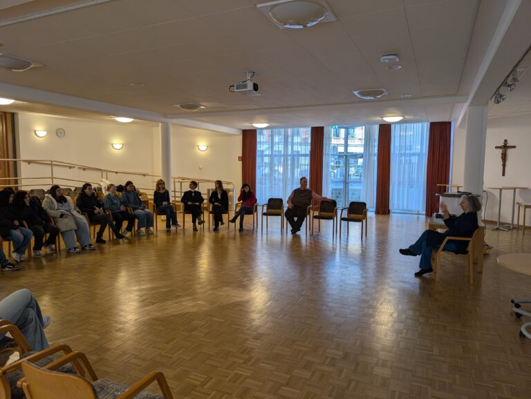 Ona und Finn werden Eltern – was nun? – Vortrag bei YoungMum