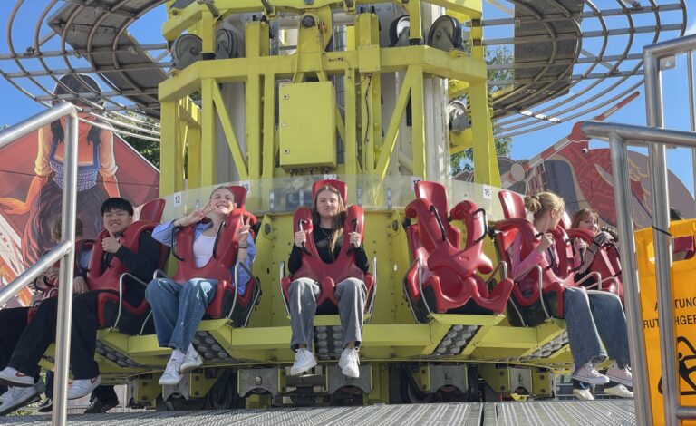 Technik hautnah erleben – Die 6A auf Tour im Wiener Prater