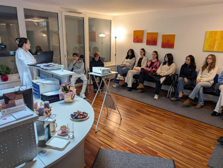 Besuch bei der Gynäkologin